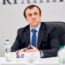 Недостовірні відомості про адвокатів у Єдиному реєстрі